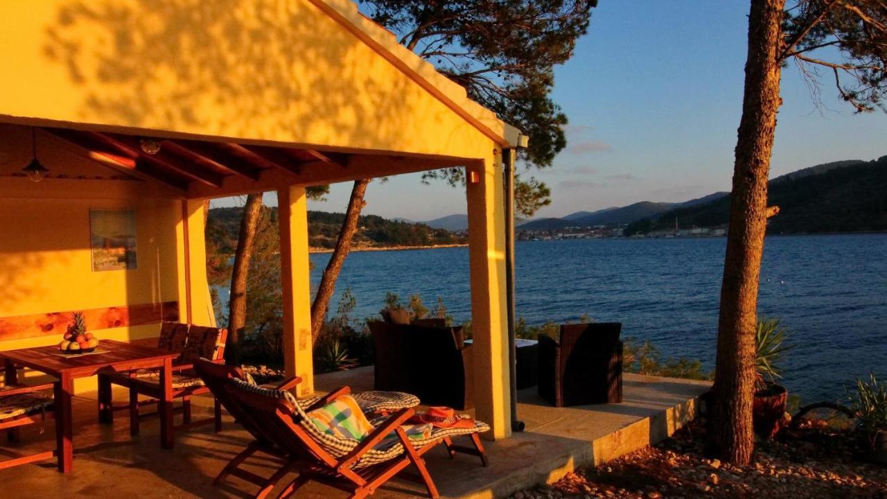 Holiday Home Bili Zal Вела-Лука Экстерьер фото