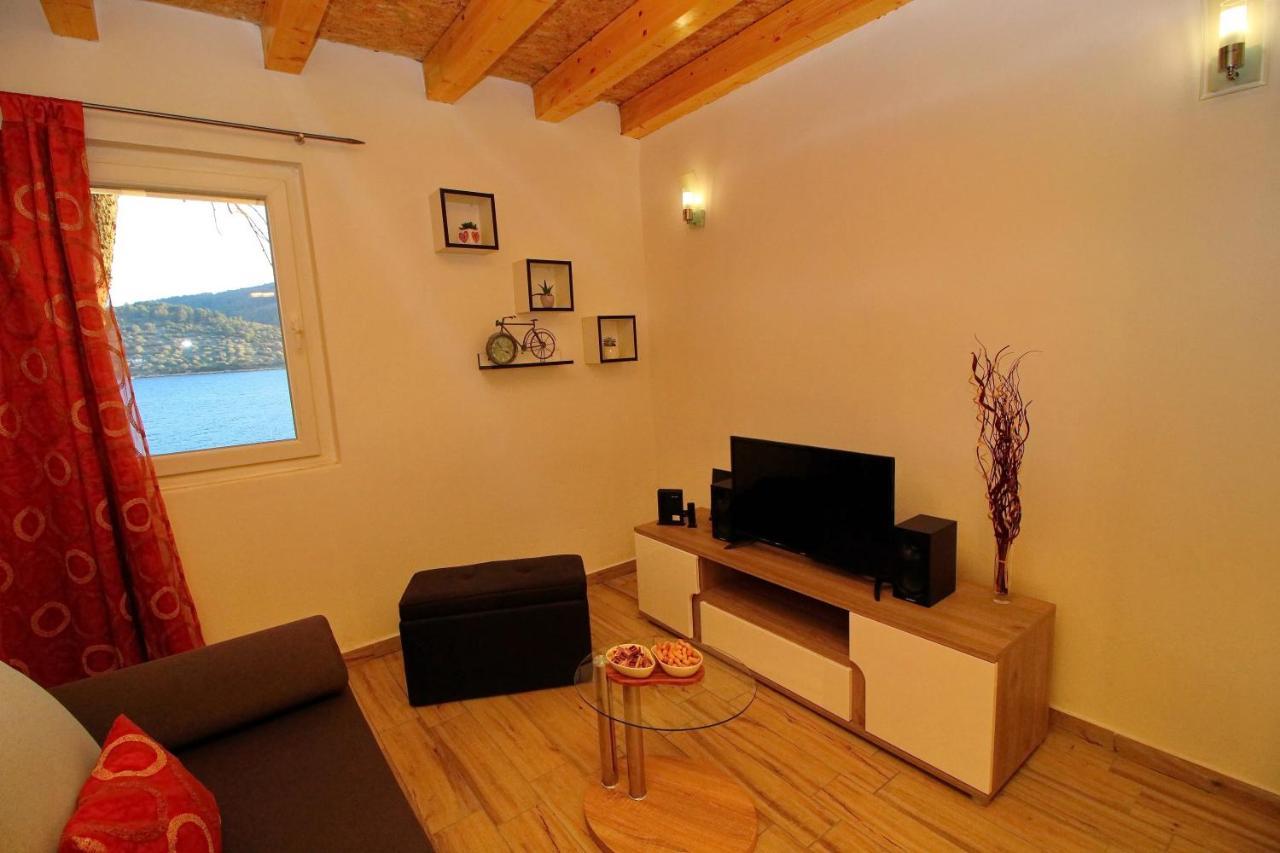Holiday Home Bili Zal Вела-Лука Номер фото
