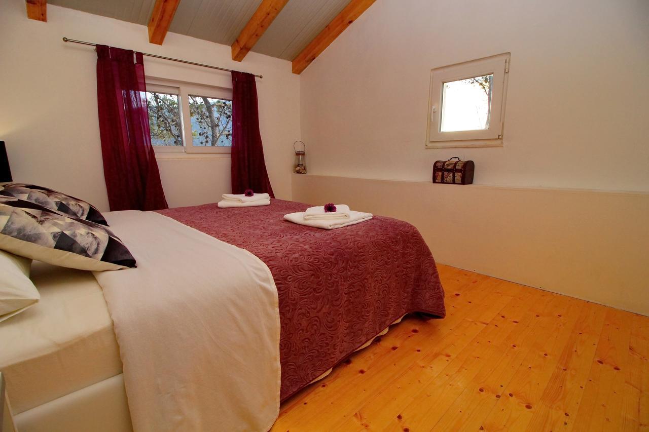 Holiday Home Bili Zal Вела-Лука Экстерьер фото